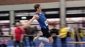 Micah Schade siegt im Weit- und Hochsprung - Foto: H.-J. Meyeer