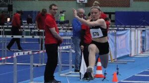 Lina Thien (SV Sparta Werlte) siegt im Dreisprung - Foto: H.-J. Meyer