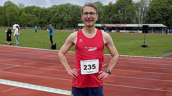 Ingmar Krannich (VfL Lingen) Landesvizemeister M45 über 5000 m auf der Bahn - Foto: privat