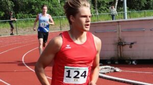 Karl-Christian Schüttert (SV Sigiltra Sögel) beim 400 m Lauf - Foto: H.-J. Meyer